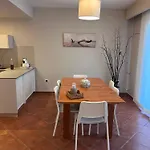 Etna Tra Le Querce *