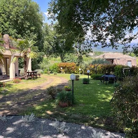 Etna Tra Le Querce Semesterbostad Santa Venerina
