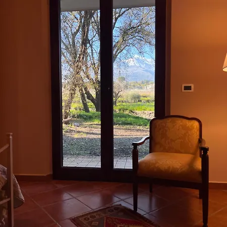 Etna Tra Le Querce